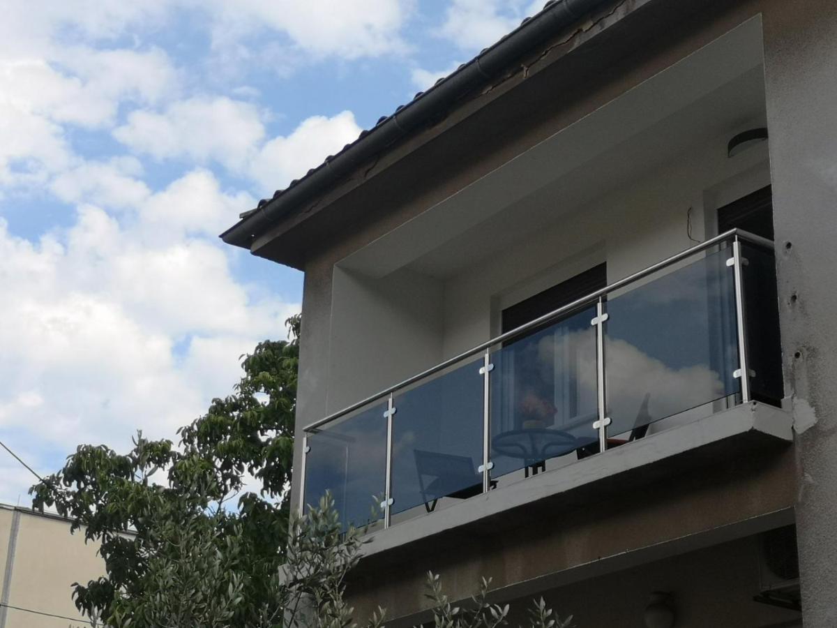 Eugenia Appartement Pula Buitenkant foto