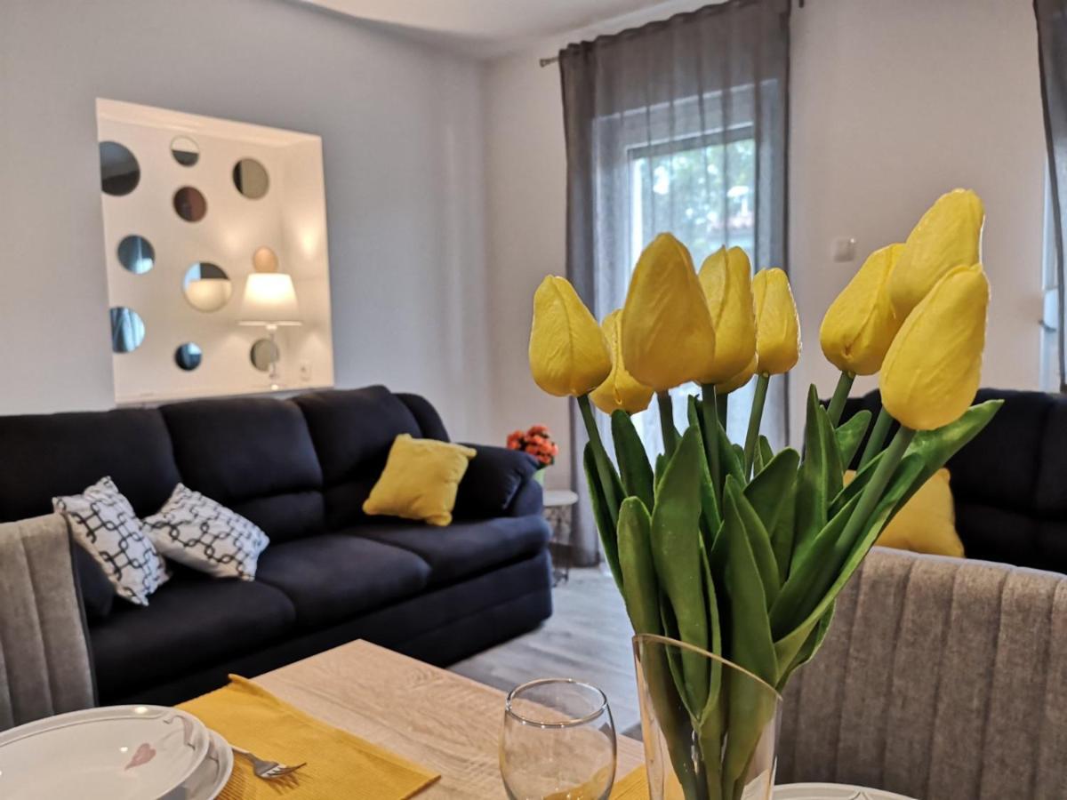 Eugenia Appartement Pula Buitenkant foto