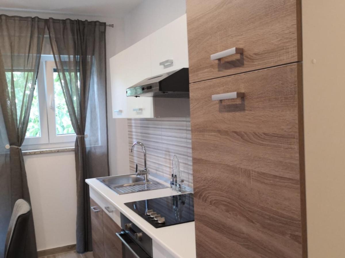 Eugenia Appartement Pula Buitenkant foto