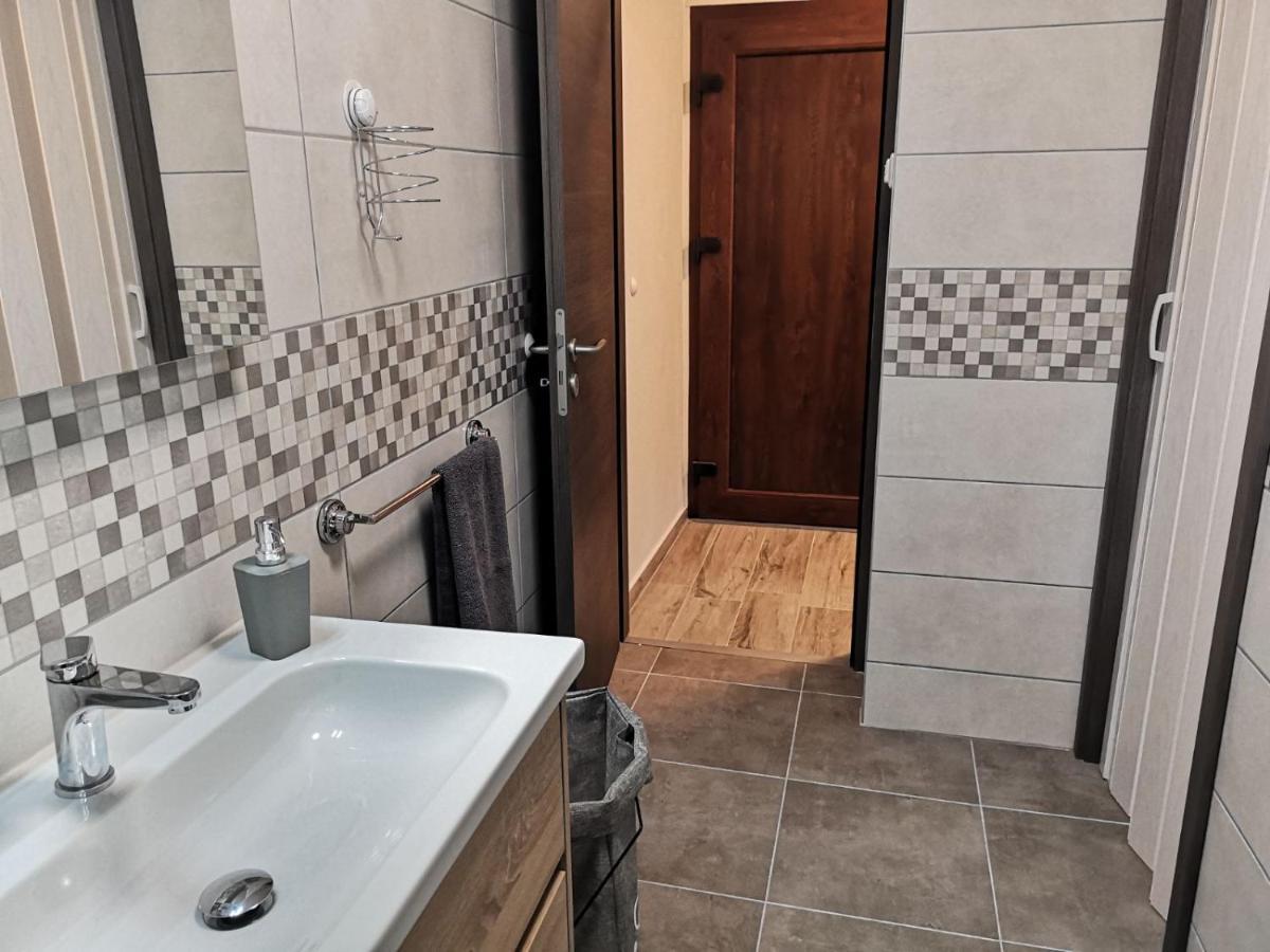 Eugenia Appartement Pula Buitenkant foto